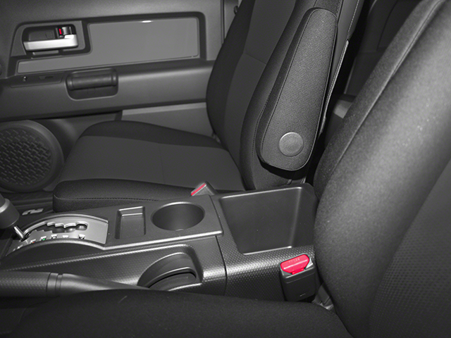 2014 Toyota FJ Cruiser Base