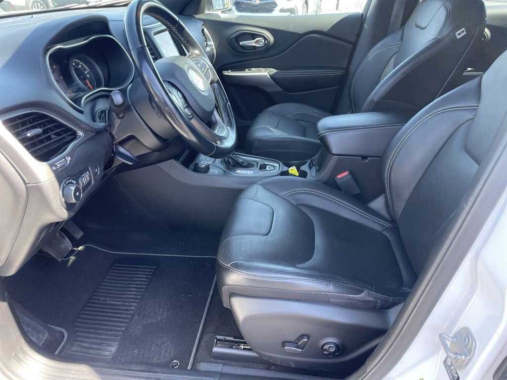 2021 Jeep Cherokee Latitude Lux
