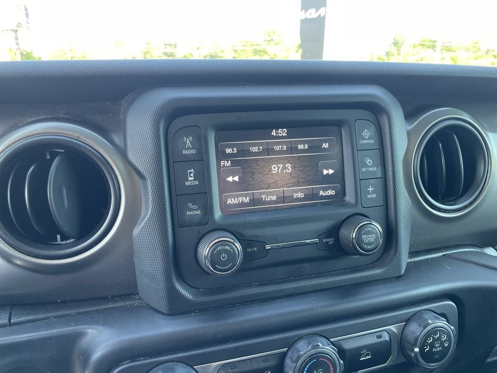 2020 Jeep Gladiator Sport