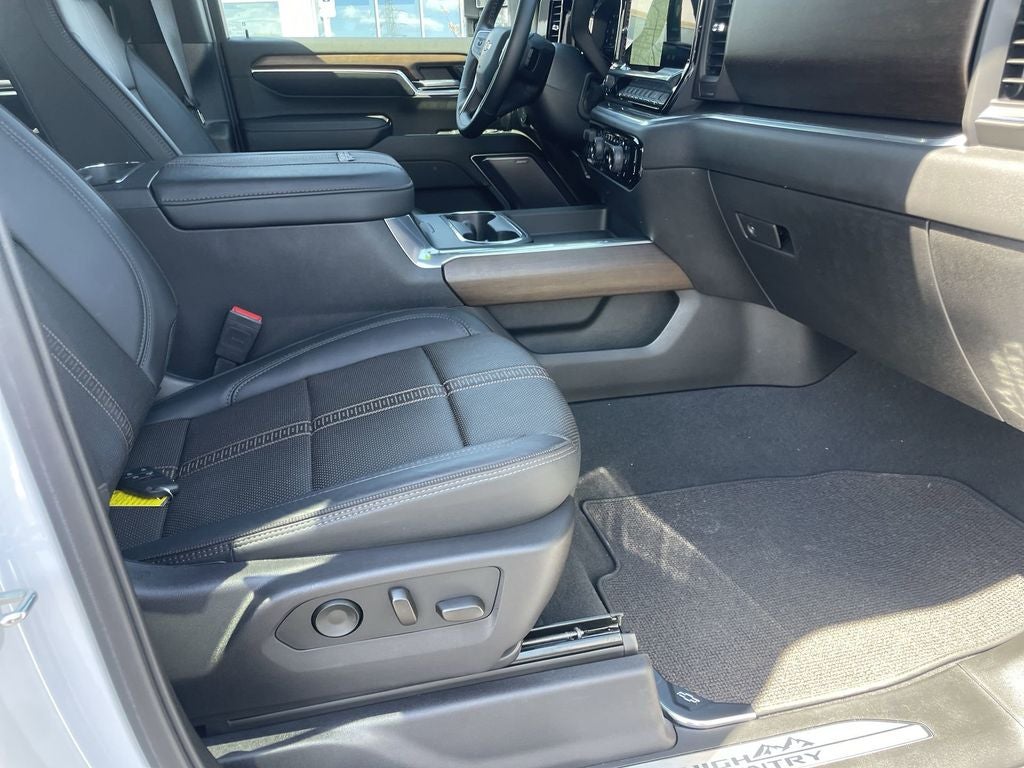 2024 Chevrolet Silverado 2500HD High Country