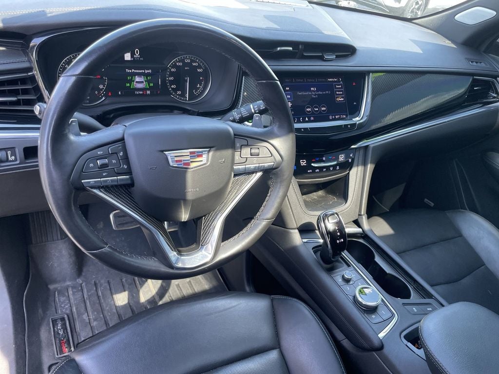 2023 Cadillac XT6 Sport