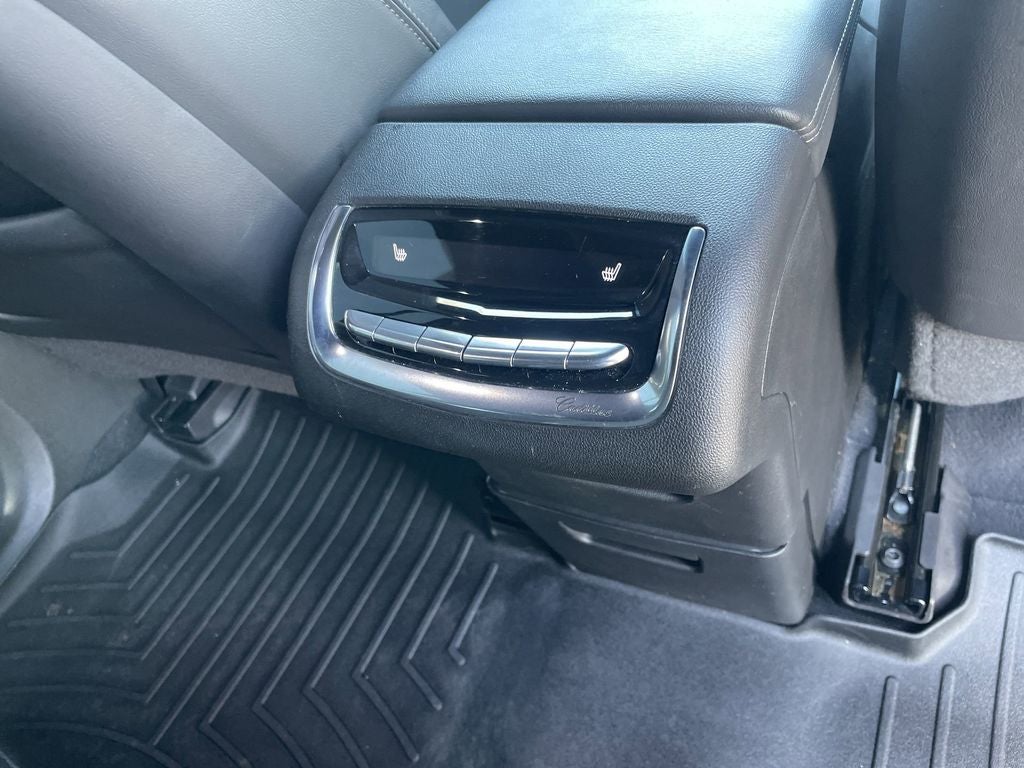 2023 Cadillac XT6 Sport