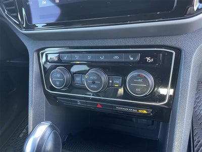 2022 Volkswagen Atlas Cross Sport 2.0T SE w/Technology