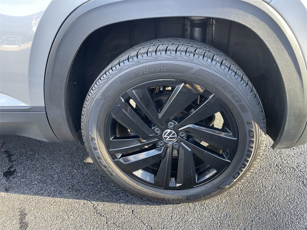2022 Volkswagen Atlas Cross Sport 2.0T SE w/Technology