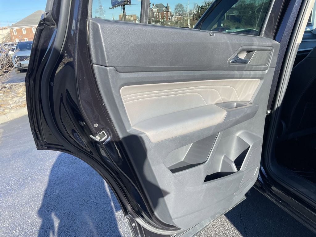 2021 Volkswagen Atlas 3.6L V6 SE w/Technology