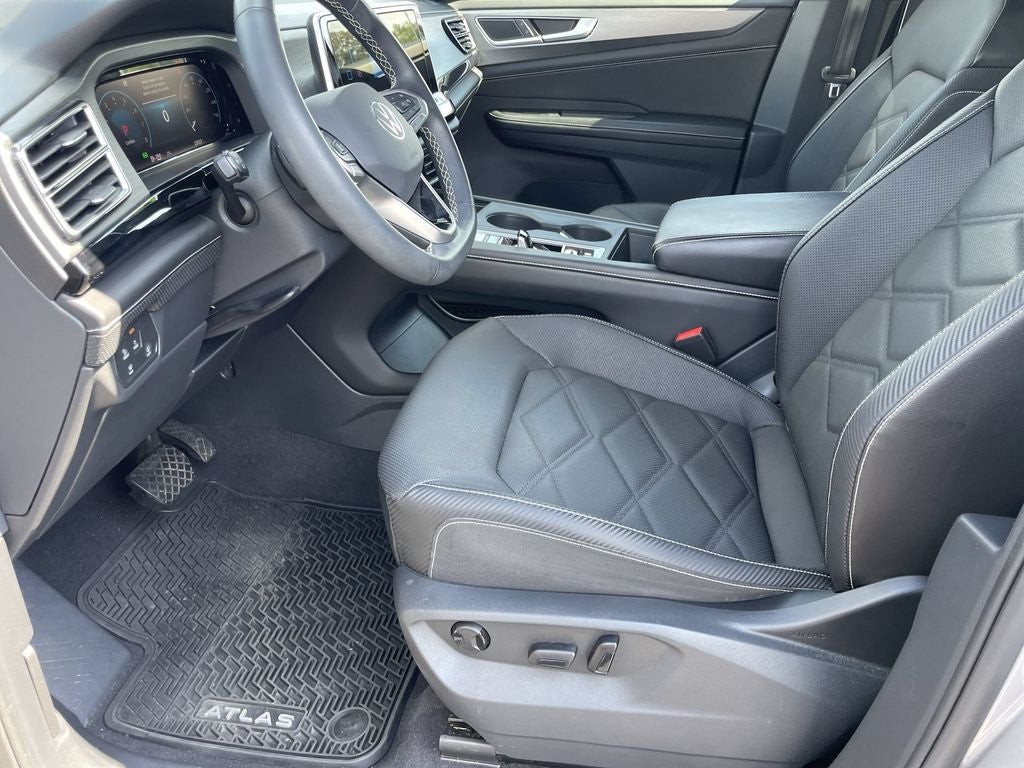 2024 Volkswagen Atlas Cross Sport 2.0T SE