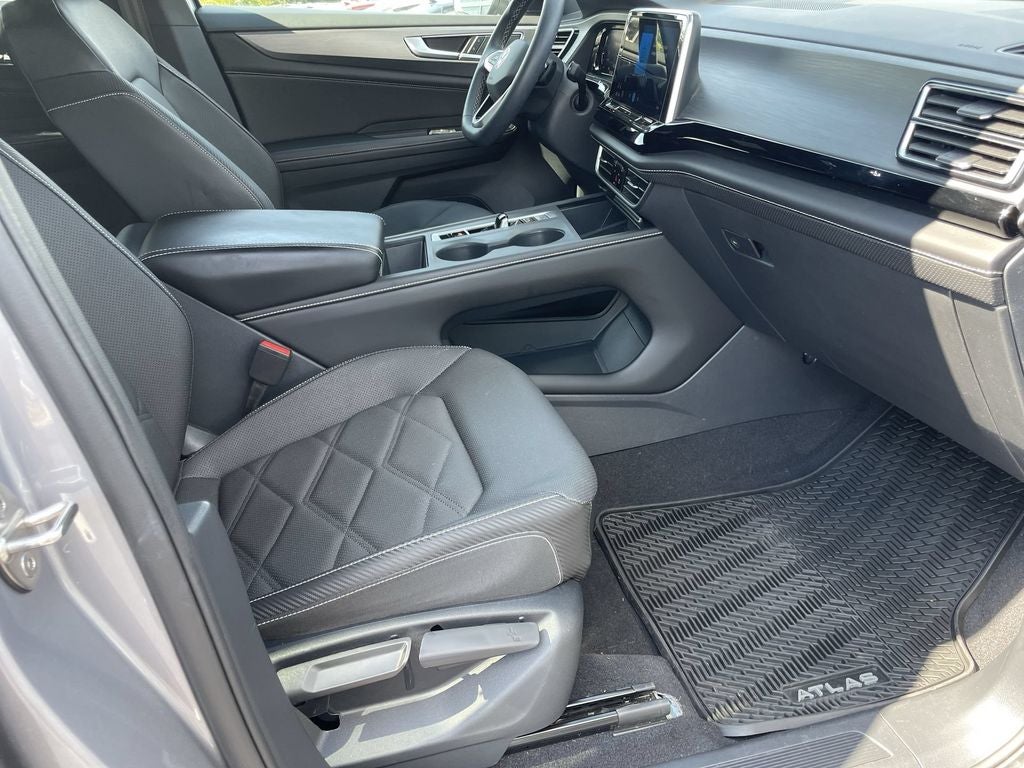2024 Volkswagen Atlas Cross Sport 2.0T SE