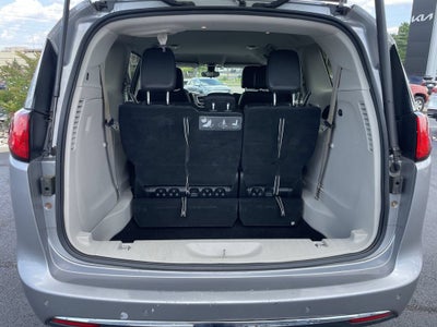 2017 Chrysler Pacifica Touring L