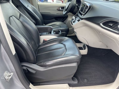 2020 Chrysler Voyager LXI