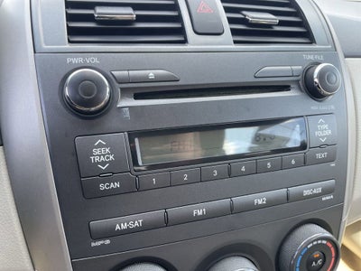 2011 Toyota Corolla LE