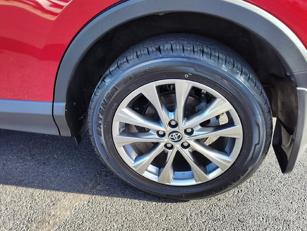 2017 Toyota RAV4 Limited