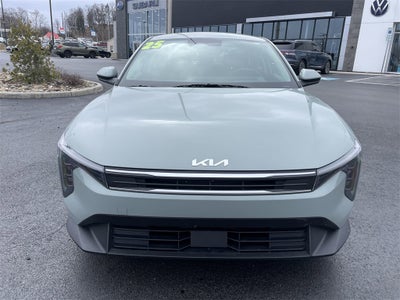2025 Kia K4 LXS