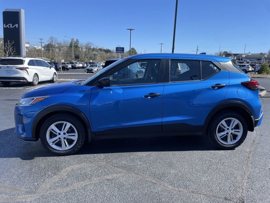 2024 Nissan Kicks S