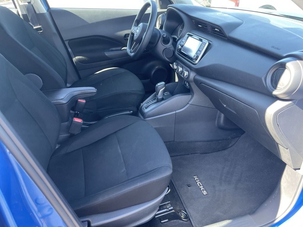 2024 Nissan Kicks S