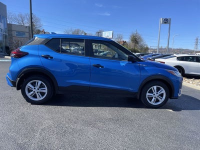 2024 Nissan Kicks S