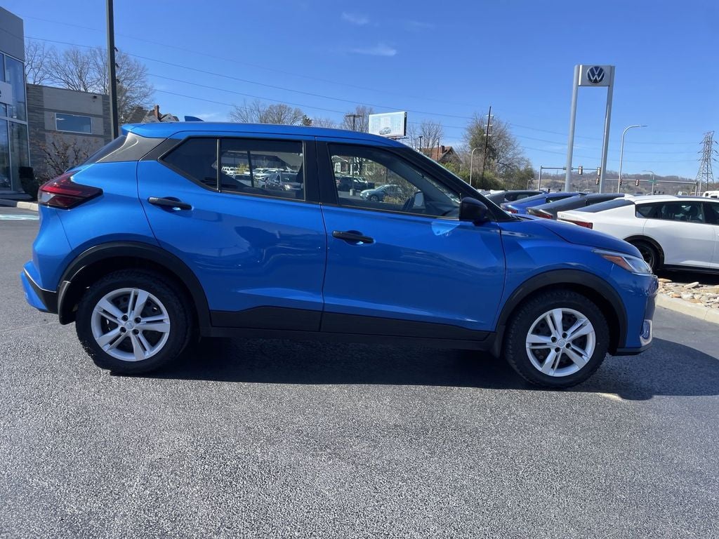 2024 Nissan Kicks S