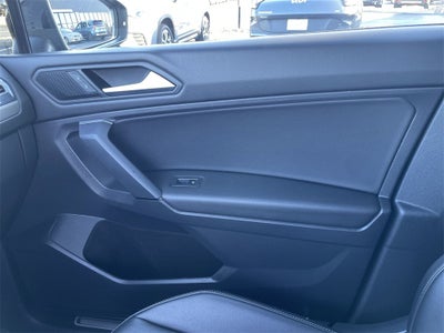 2019 Volkswagen Tiguan 2.0T SEL R-Line 4Motion