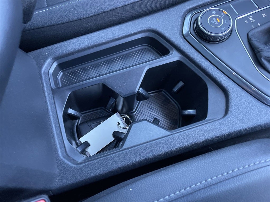 2019 Volkswagen Tiguan 2.0T SEL R-Line 4Motion