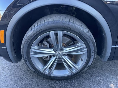 2019 Volkswagen Tiguan 2.0T SEL R-Line 4Motion