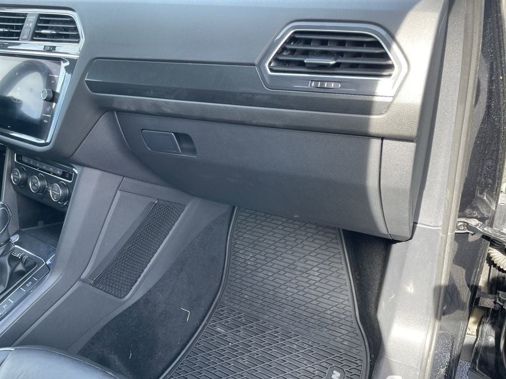 2021 Volkswagen Tiguan 2.0T SEL Premium R-Line