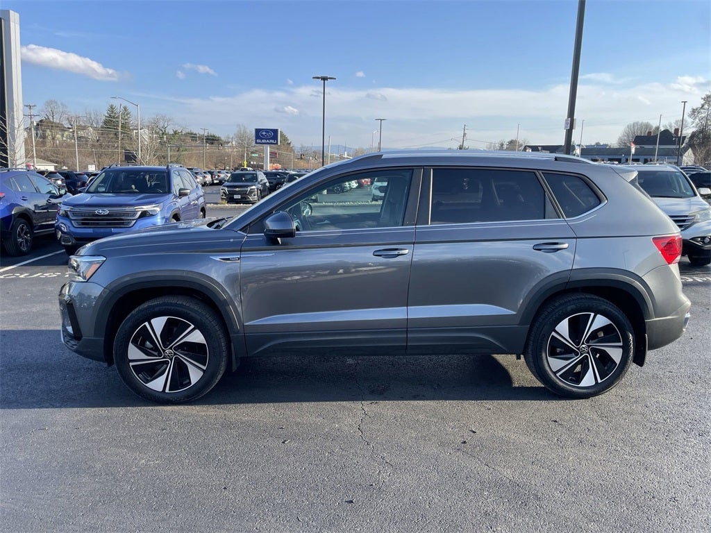 2024 Volkswagen Taos 1.5T SE