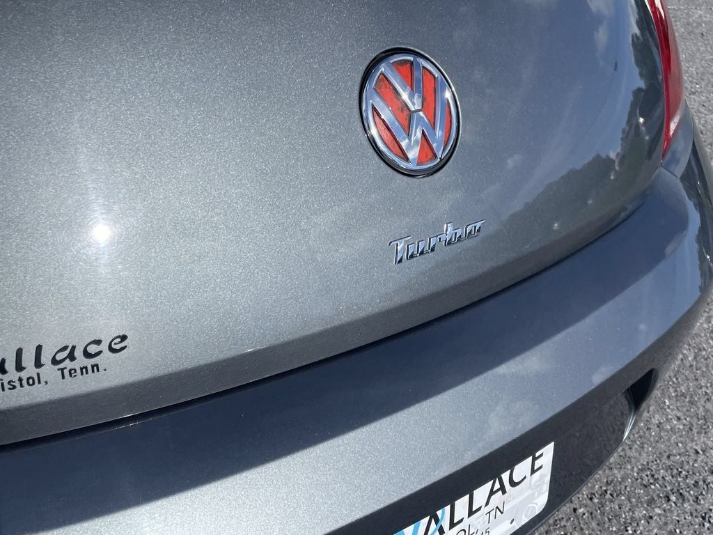 2012 Volkswagen Beetle 2.0 TSi