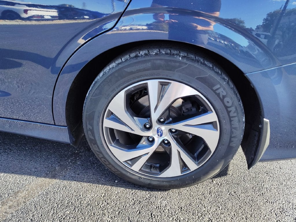2023 Subaru Legacy Base