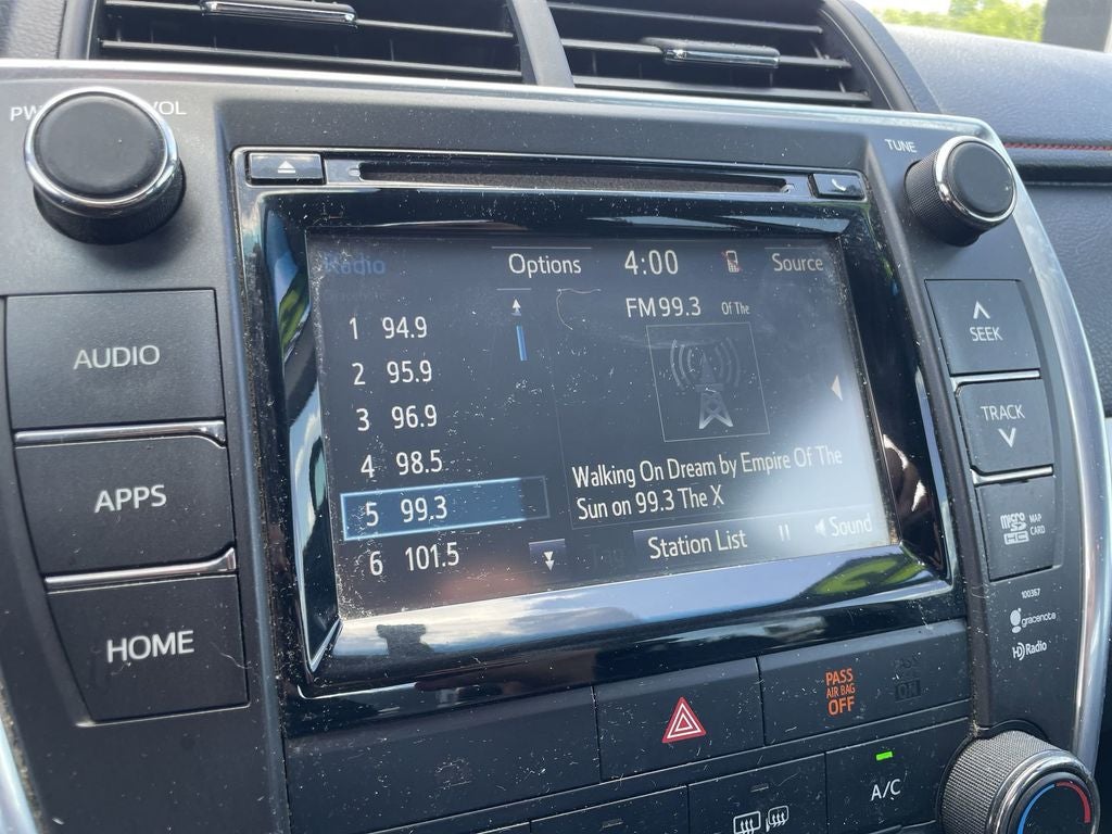 2015 Toyota Camry SE