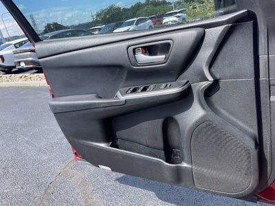 2015 Toyota Camry SE