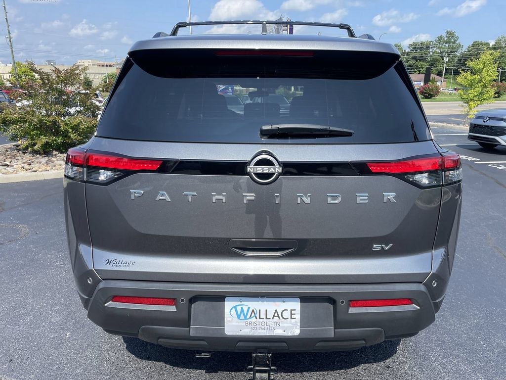 2022 Nissan Pathfinder SV