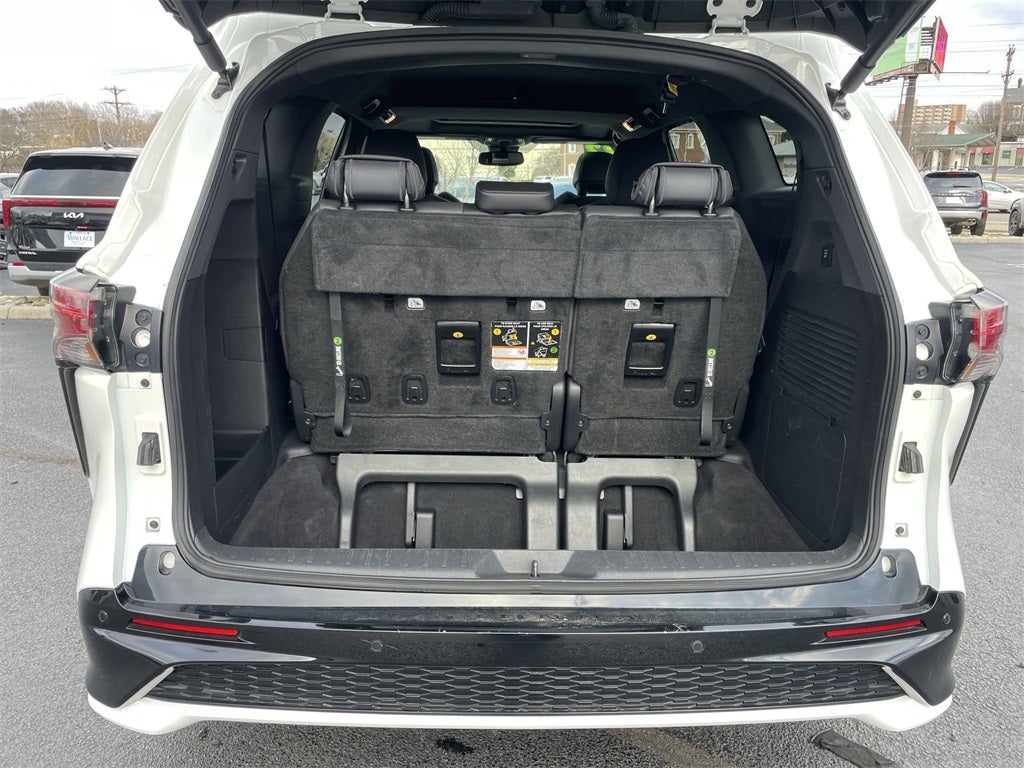 2022 Toyota Sienna XSE 7 Passenger
