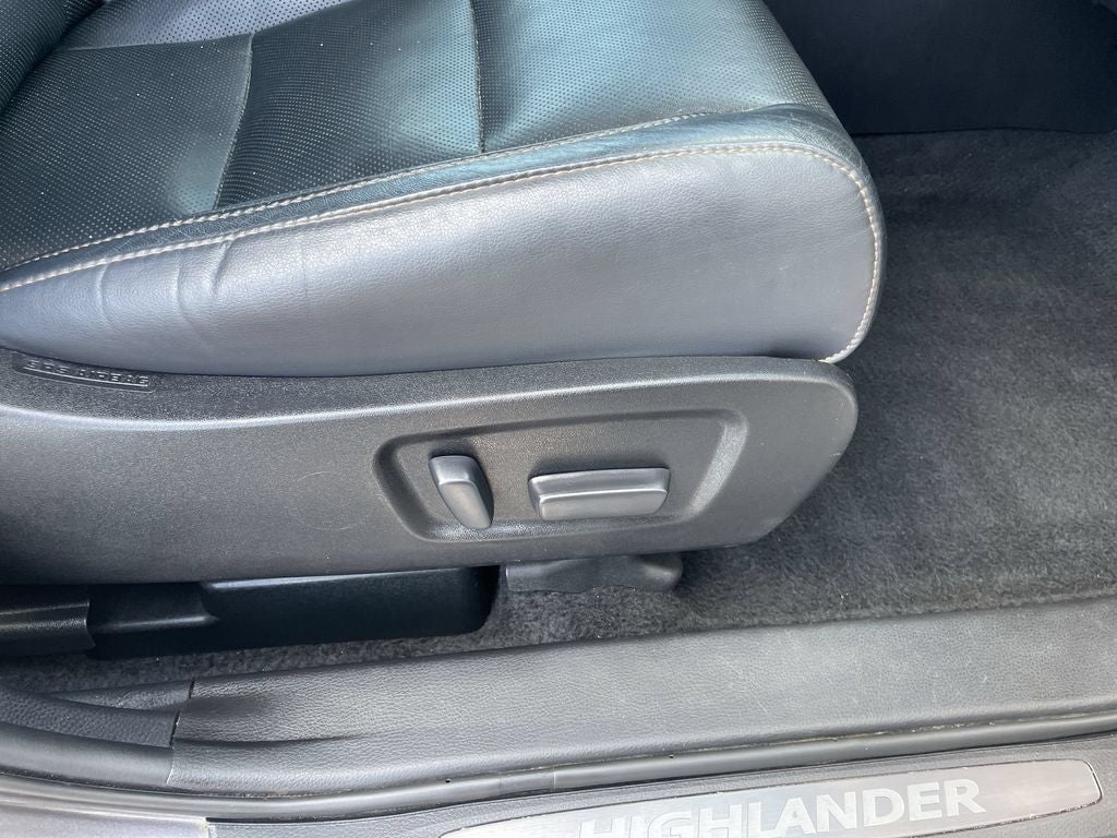 2019 Toyota Highlander Limited Platinum