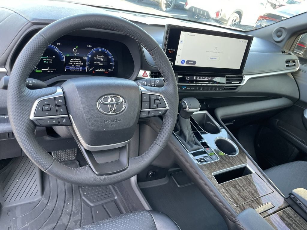 2025 Toyota Sienna Limited 7 Passenger