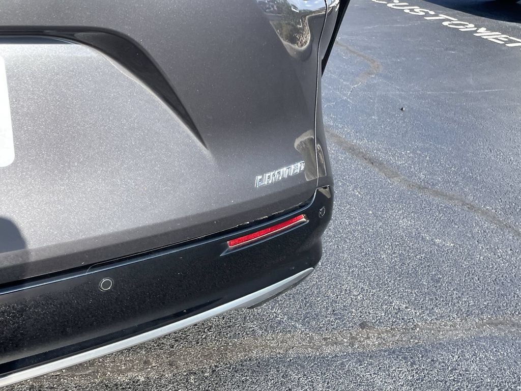 2025 Toyota Sienna Limited 7 Passenger