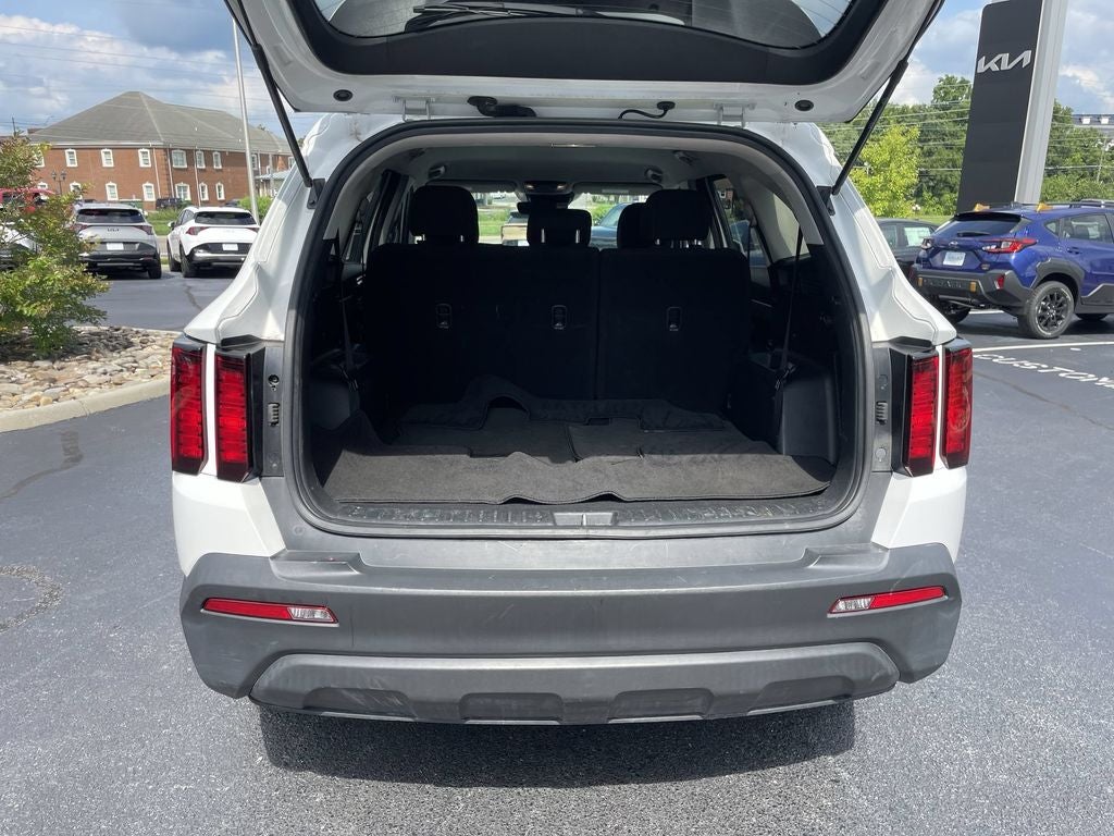 2022 Kia Sorento LX