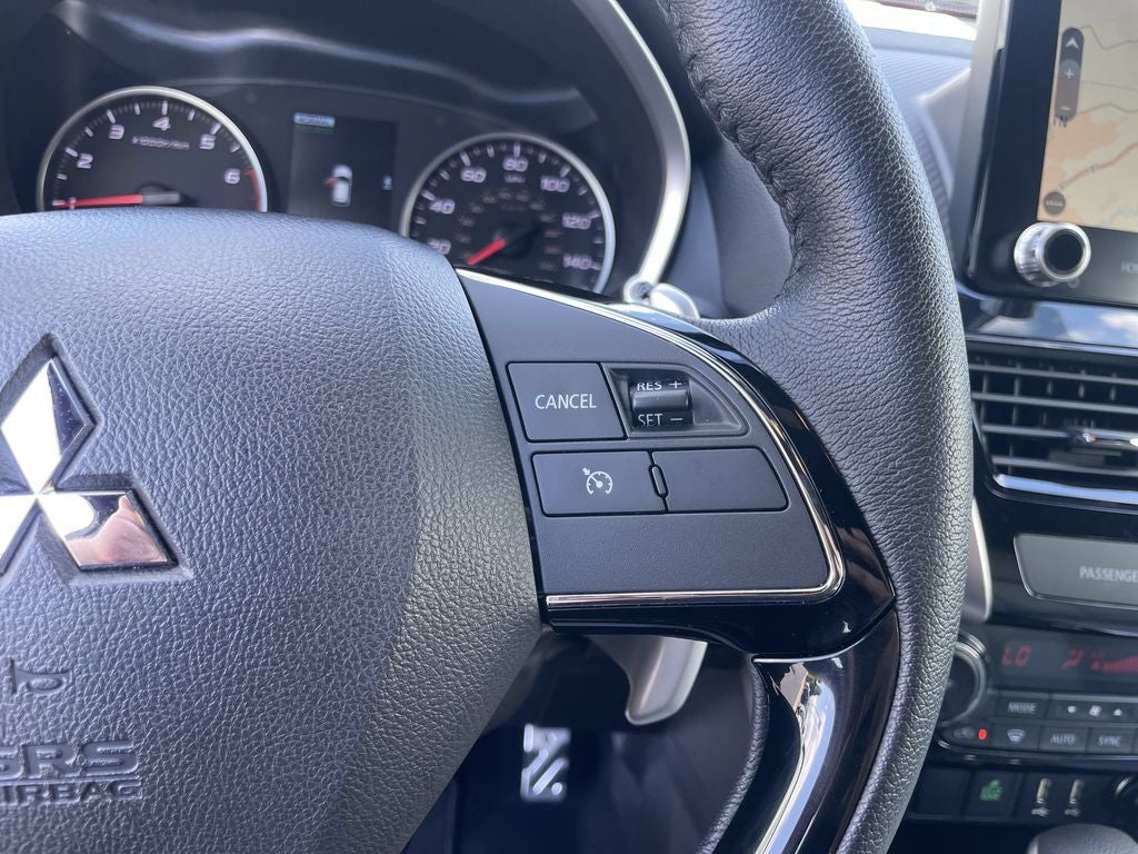 2023 Mitsubishi Eclipse Cross Base
