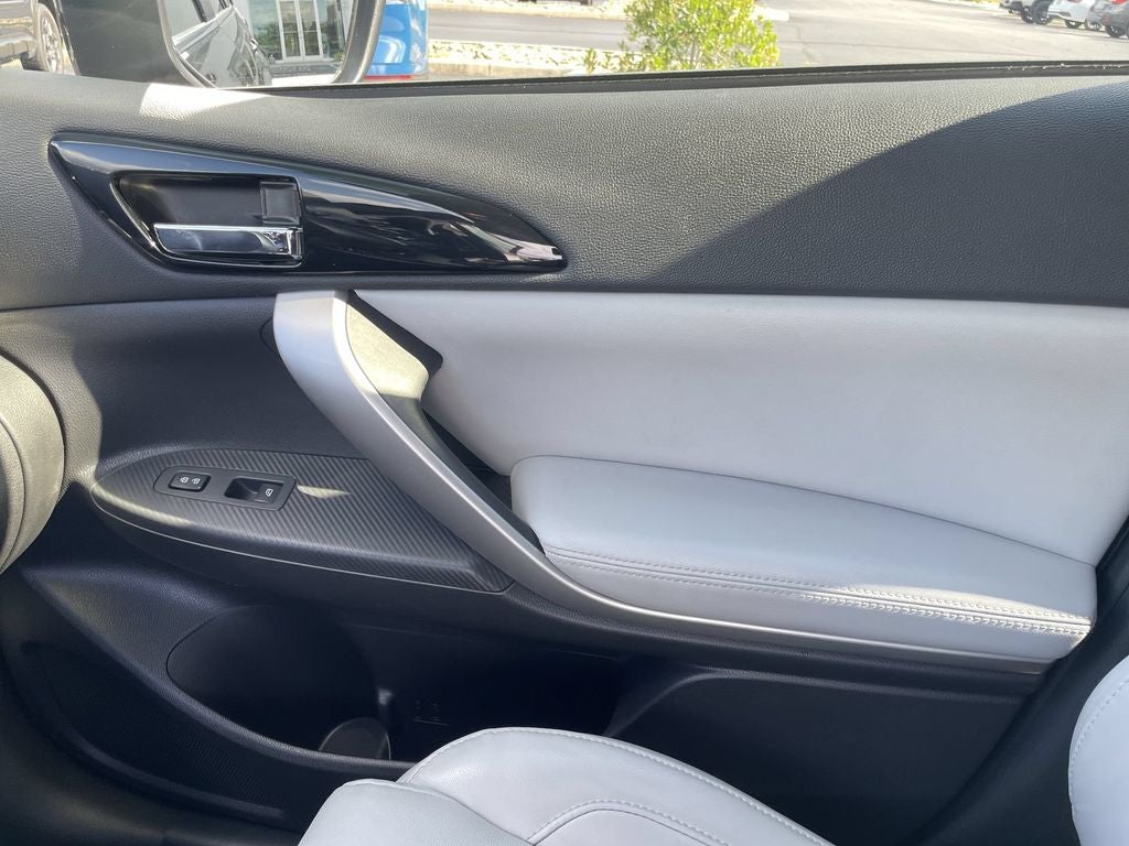 2023 Mitsubishi Eclipse Cross Base
