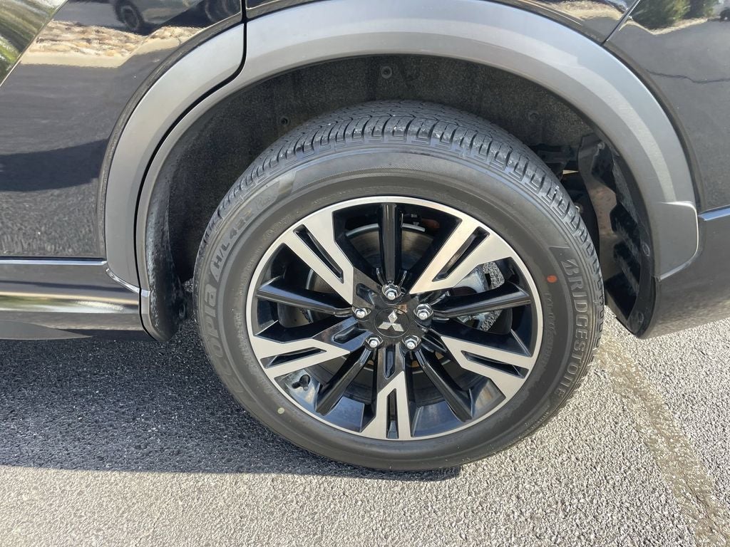 2023 Mitsubishi Eclipse Cross Base