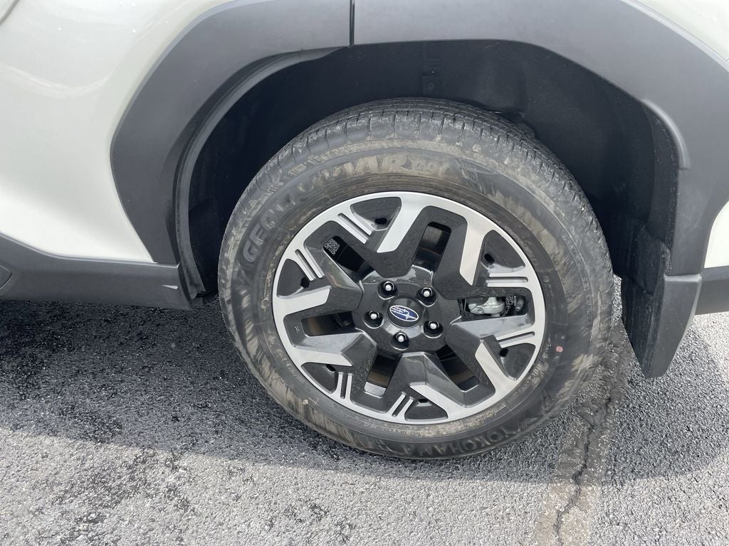 2025 Subaru Forester Base
