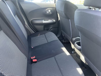 2015 Nissan Juke S