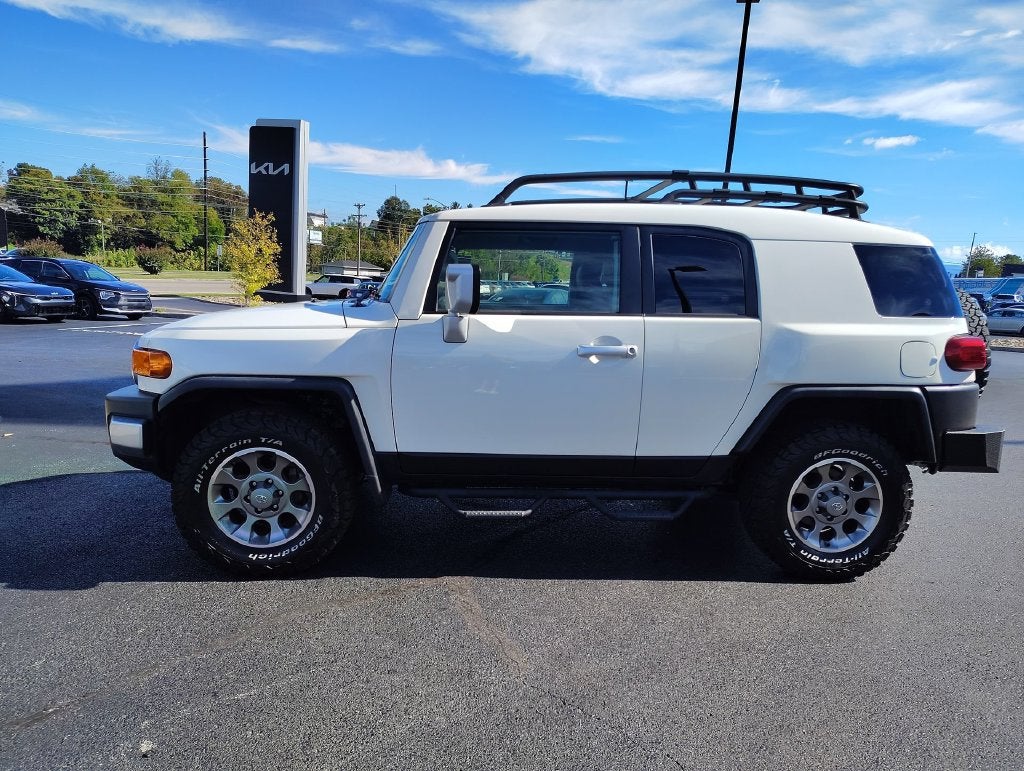 2012 Toyota FJ Cruiser Base