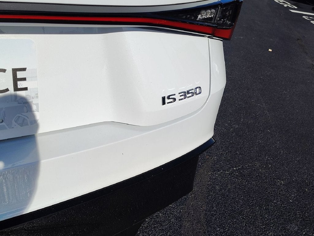 2024 Lexus IS 350 F SPORT Design