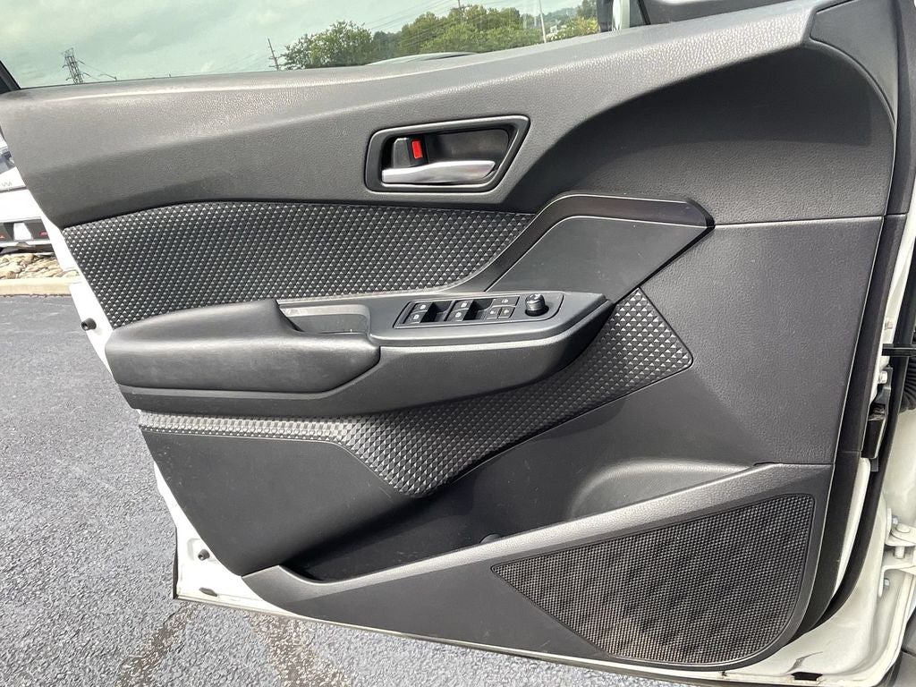 2019 Toyota C-HR LE