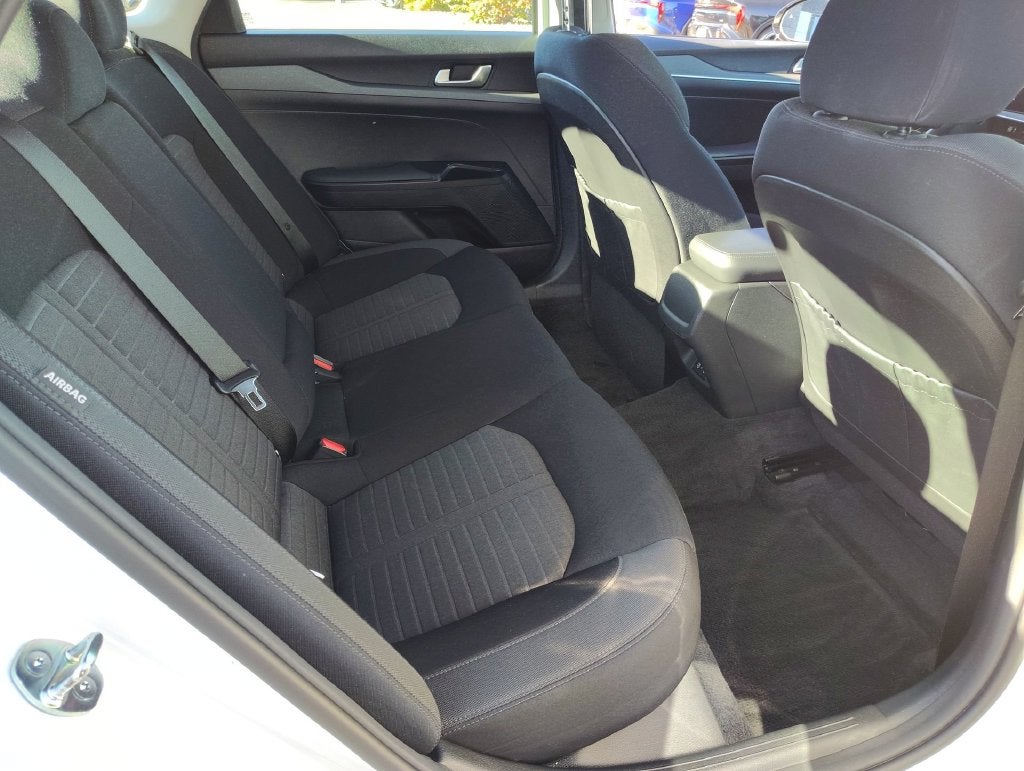 2026 Kia K5 LXS
