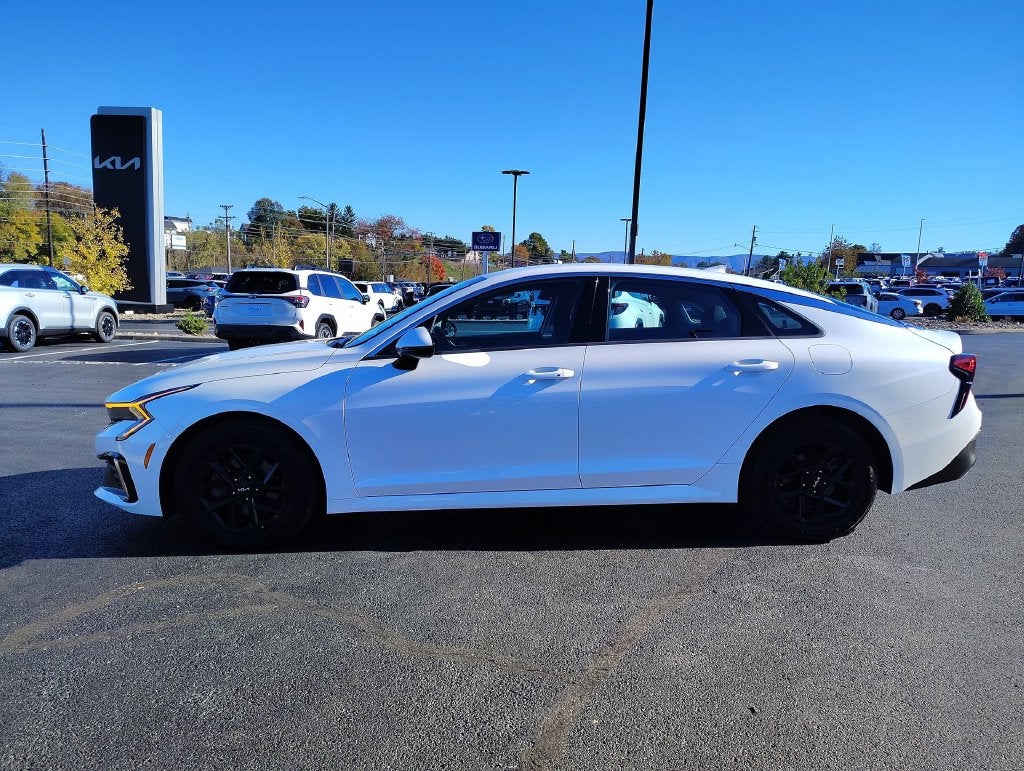 2026 Kia K5 LXS