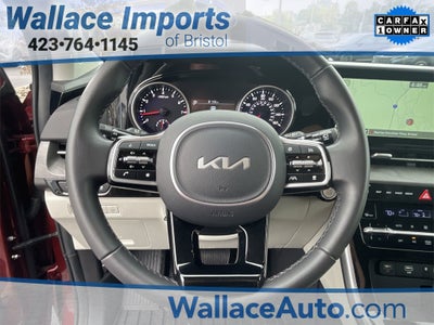 2024 Kia Carnival EX