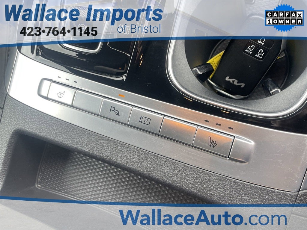 2024 Kia Carnival EX