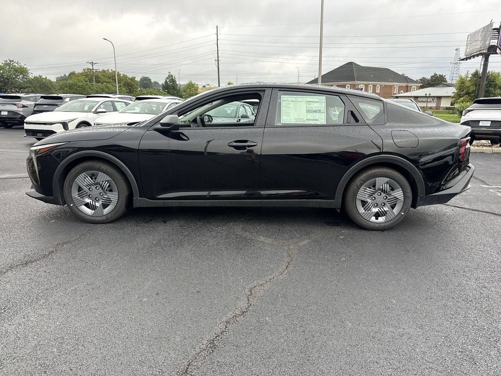 2026 Kia K4 LX