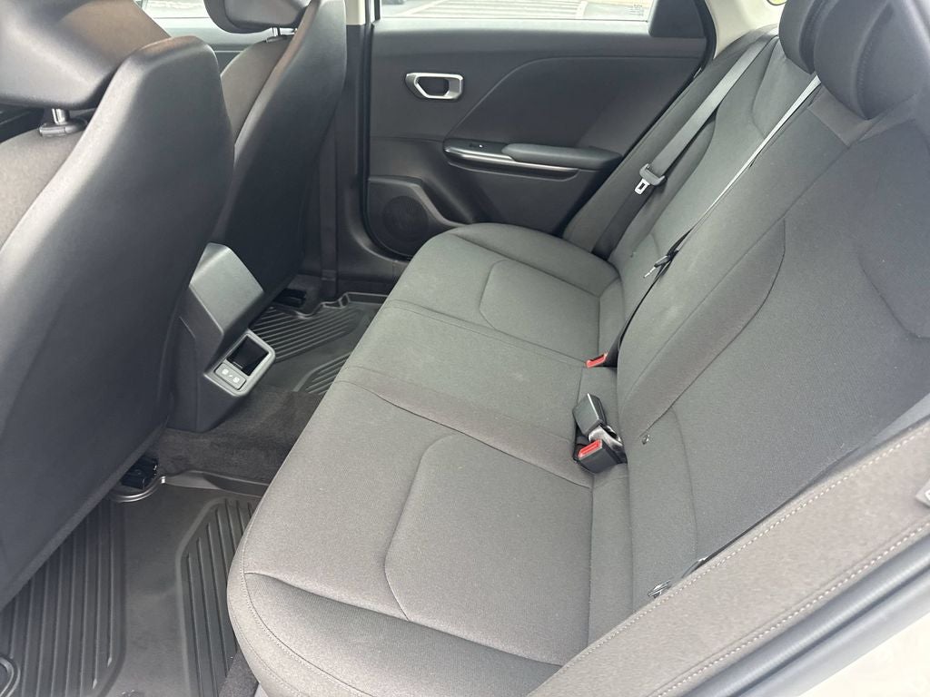 2026 Kia K4 LX