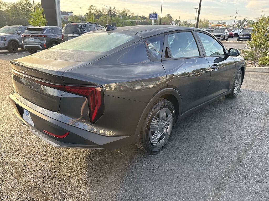 2026 Kia K4 LX